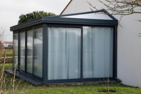 Installation de v&eacute;randas, les mat&eacute;riaux adapt&eacute;s &agrave; votre habitat